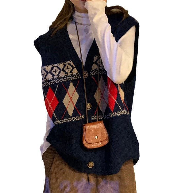 Damen Strickweste mit elegantem Rautenmuster und Knopfdetail R&B