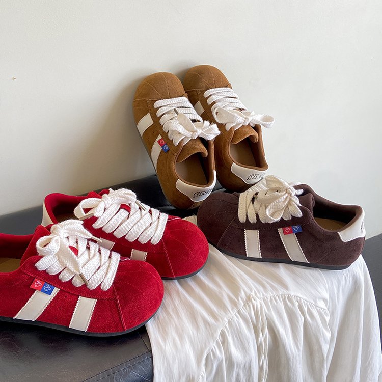 Damen sportliche Sneakers mit robustem Wildleder und elastischem Schnürsystem R&B