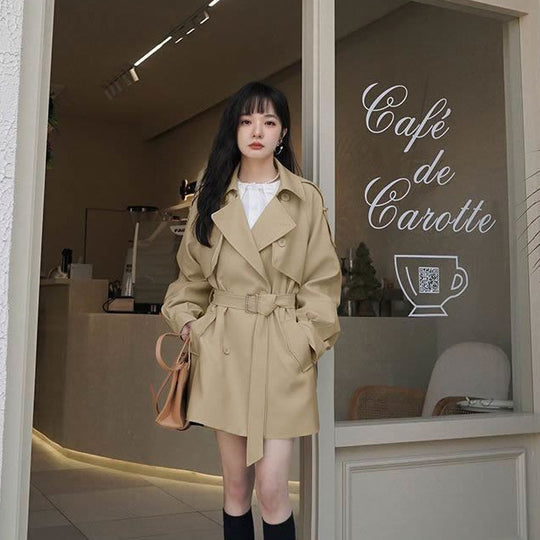 Damen Trenchcoat mit modischem Oversized-Schnitt und eleganten Details R&B