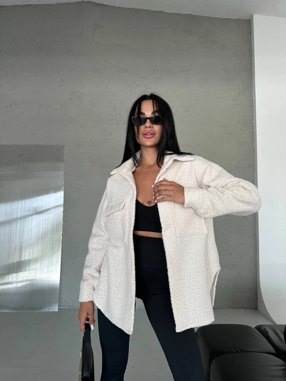 Damen Fluffy Overshirt im Lagenlook mit praktischen Taschen und dezentem Knopfverschluss R&B