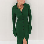 Damen Strickkleid mit modischem Knopfverschluss und elegantem Schlitz