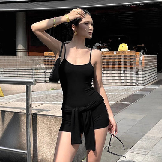 Damen Langarm Jumpsuit mit Spaghettiträgern und figurbetontem Schnitt R&B