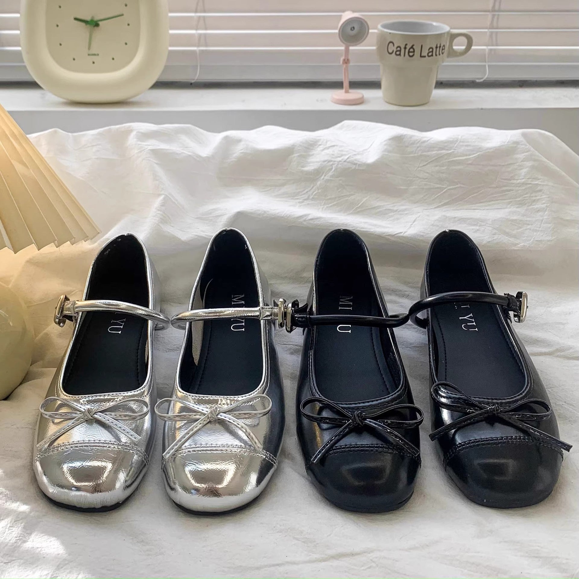 Damen elegante Ballerinas mit floralem Spitzen-Design und komfortablem Fußbett R&B