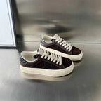Damen Sportliche Sneaker aus veganem Wildleder mit atmungsaktiver Polsterung R&B