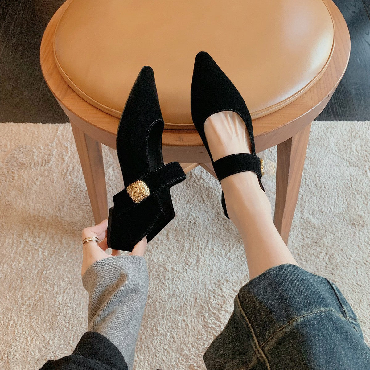 Damen elegante Mary Jane Pumps mit modischem Riemchen und goldener Schnalle R&B