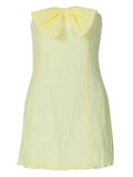 Damen Verspieltes Sommerkleid mit weitem Kragen und plissierten Details R&B
