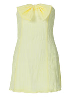 Damen Verspieltes Sommerkleid mit weitem Kragen und plissierten Details R&B