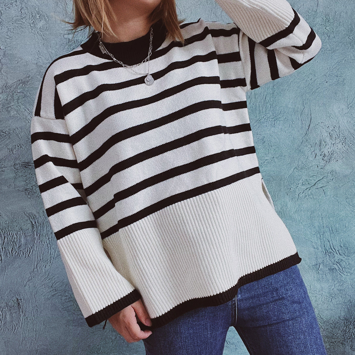 Damen lässiger Strickpullover mit modernem Streifenmuster und feiner Rippstruktur R&B