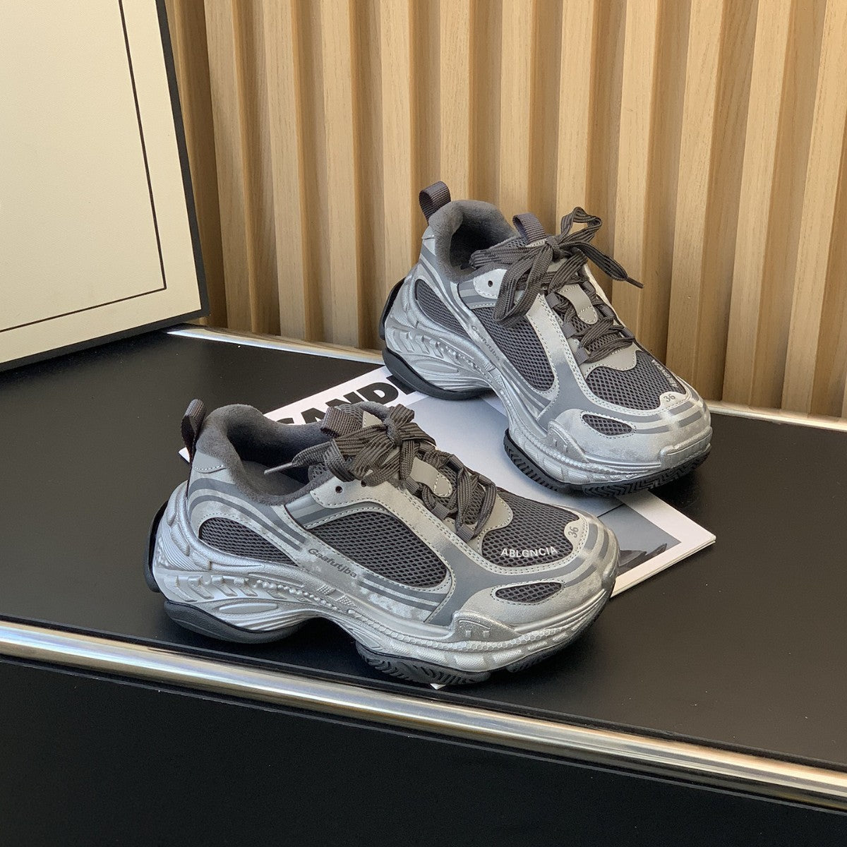 Damen Sportliche Lauf-Sneaker mit innovativer Dämpfungstechnologie und atmungsaktiver Oberfläche R&B