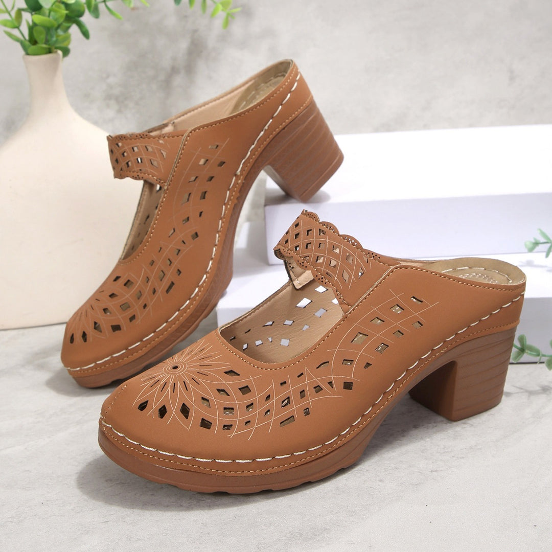Damen Modische Clogs mit floralem Cut-Out-Design und komfortablem Blockabsatz R&B