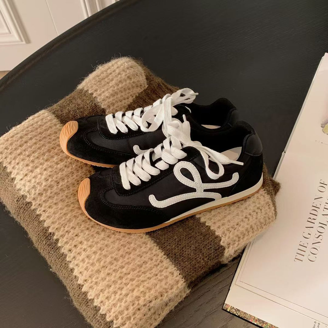 Damen Sneakers mit luxuriösem Wildleder und atmungsaktivem Mesh von R&B