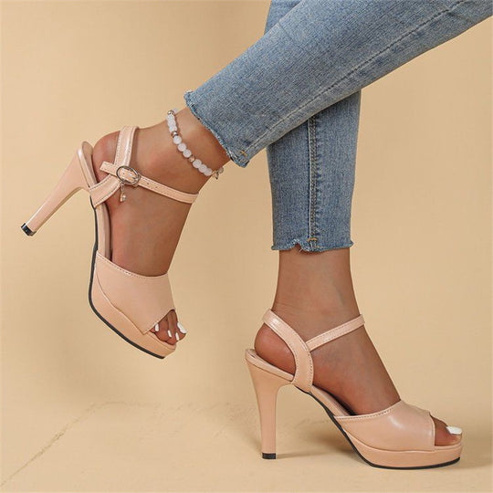 Damen Plateau-Sandalen mit eleganter Rollenschnalle R&B