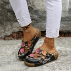 Damen Bequeme Blumensandalen mit ergonomischem Fußbett und modischen Akzenten EB