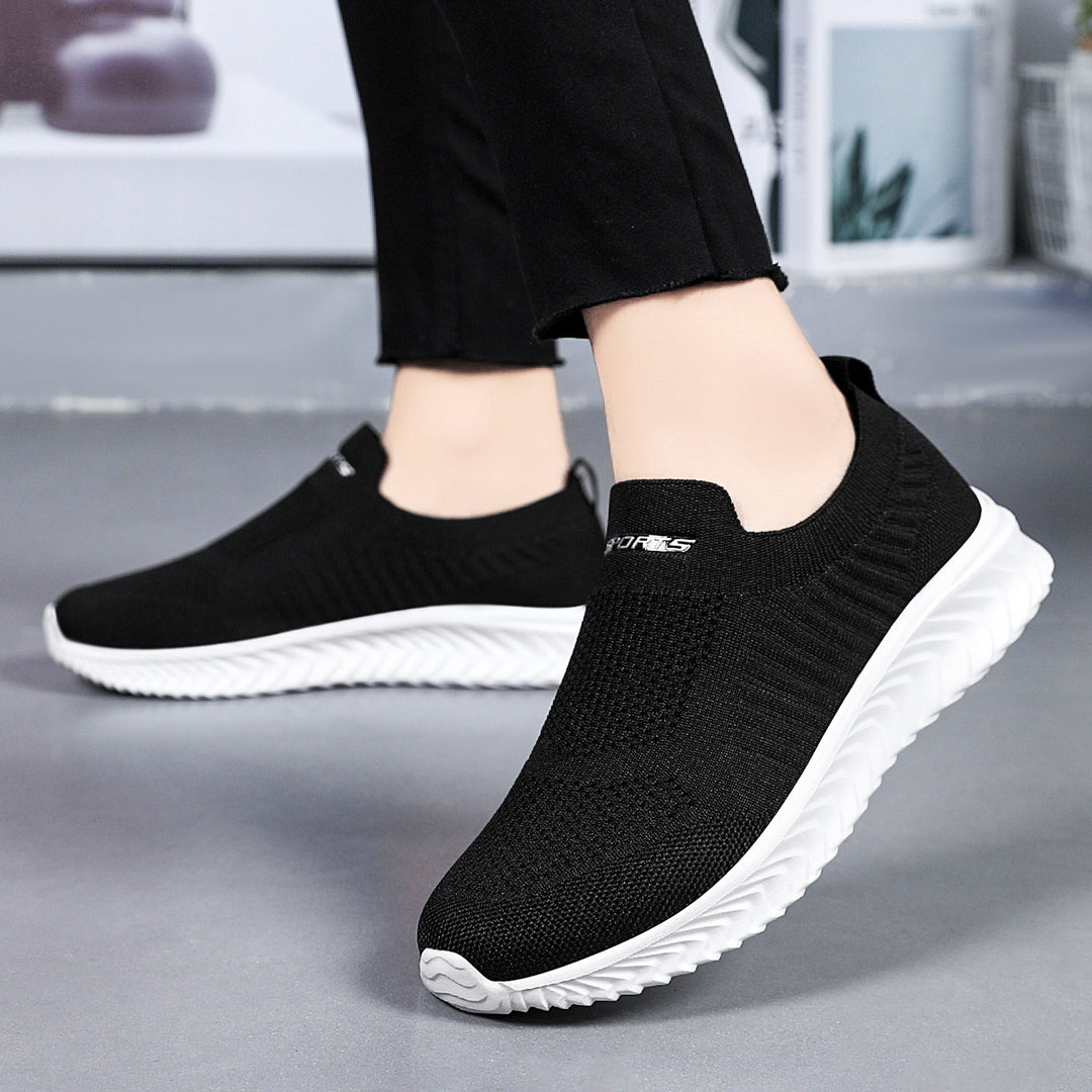 Damen Luftige Slip-On Sneakers mit flexiblem Strickoberteil R&B