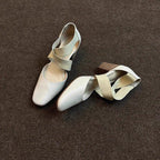 Damen elegante Ballerinas mit geschmackvoller Überkreuz-Schnürung und komfortablem Blockabsatz R&B