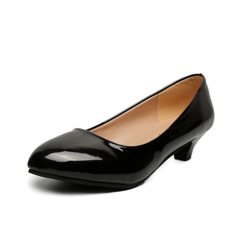 Damen nan spitz zulaufende Pumps in Hochglanz-Lackoptik mit niedrigem konischem Absatz gepolstertem Komfortfußbett und weichem Innenfutter R&B