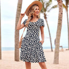 Damen Sommerliches Kleid mit floralem Muster und schwingendem Rock R&B