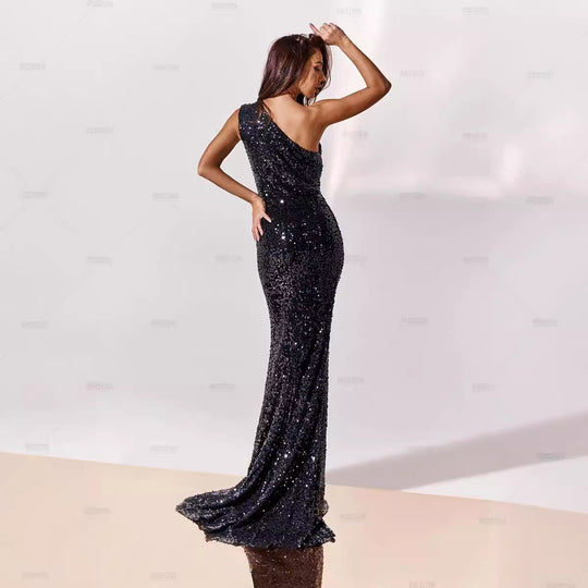 Damen Funktionsabendkleid mit asymmetrischem Schnitt und Paillettenverzierung R&B