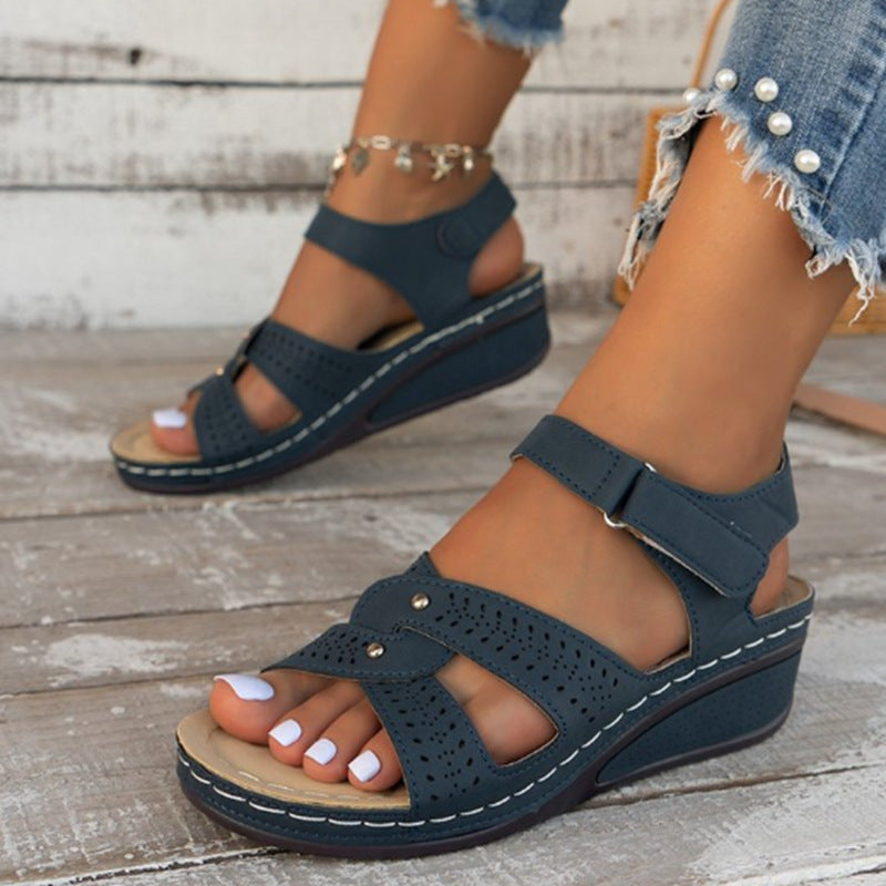 Damen Bequeme Riemchen-Sandalen mit verstellbarem Klettverschluss und anatomischem Fußbett R&B