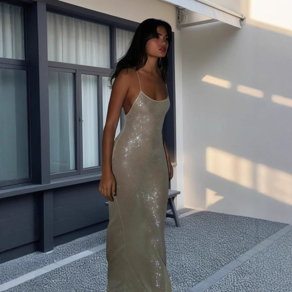 Damen Glänzendes Abendkleid mit schmalem Schnitt und eleganten Spaghettiträgern R&B