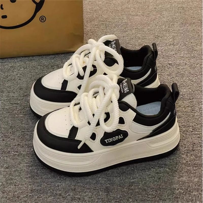 Damen Sportliche Sneaker mit atmungsaktiver Oberflächenstruktur und dämpfendem Profil