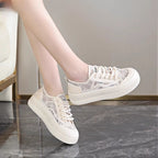 Damen Sportliche Sneaker mit modischen Netzelementen