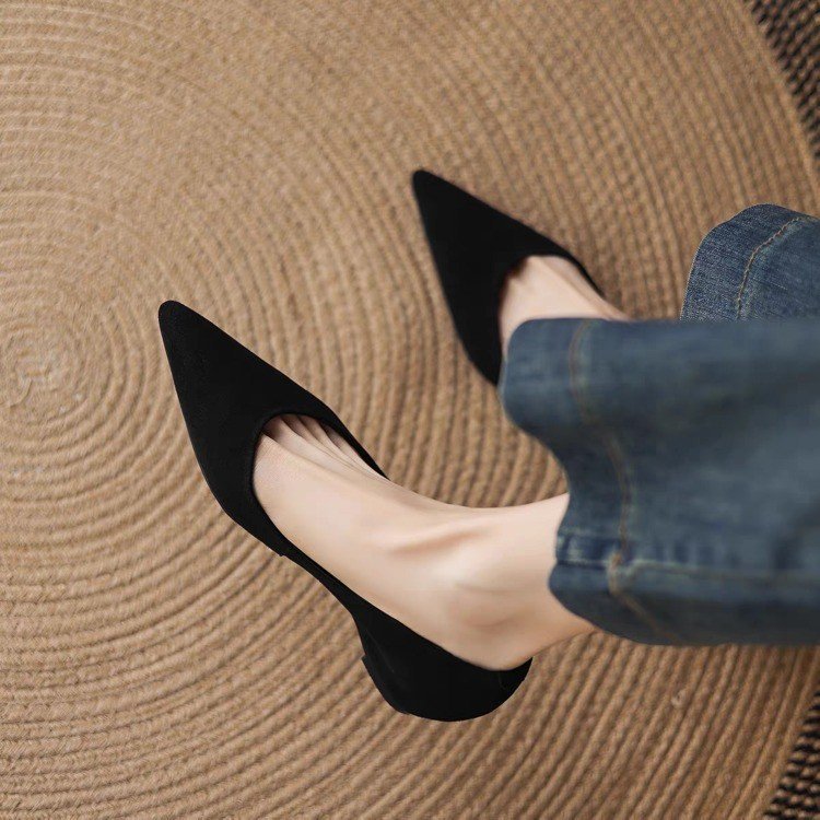 Damen bequeme und elegante Ballerina-Pumps mit spitzem Design und weich gepolsterter Innensohle R&B