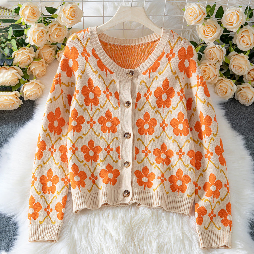 Damen florale Strickjacke mit Knöpfen und angenehmer Passform R&B