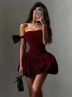 Damen Glitzerndes Cocktailkleid mit schulterfreiem Design und voluminösem Rock EB