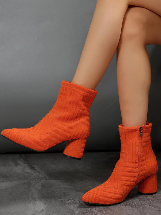 Damen Stiefeletten mit zeitgemäßem Strickdesign und komfortablem Blockabsatz R&B