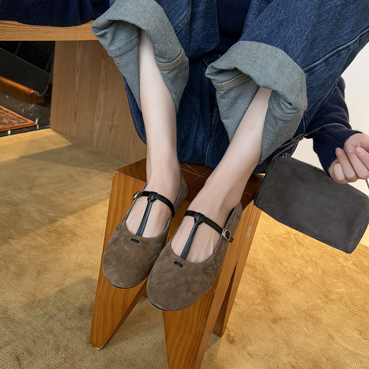 Damen Elegante Ballerinas mit modischem Riemchen aus weichem Veloursleder R&B