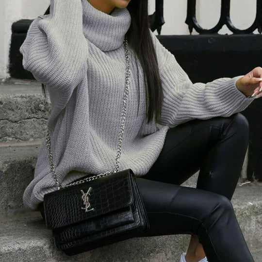 Damen Grobstrickpullover mit hohem Kragen und lässigem Schnitt R&B