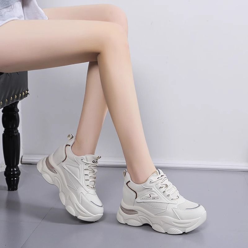 Damen Sportliche Chunky Sneakers mit atmungsaktiver Mesh-Oberfläche und gepolsterter Sohle