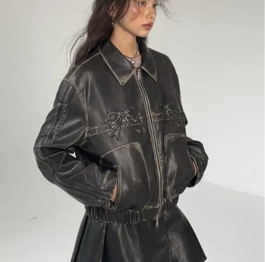 Damen Kunstlederjacke mit Rüschen und elastischem Saum R&B