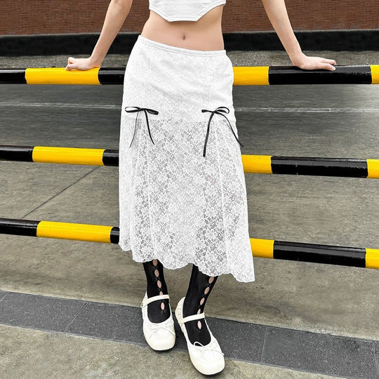 Damen eleganter Spitzenrock mit transparenten Einsätzen und raffinierten Bindebändern R&B
