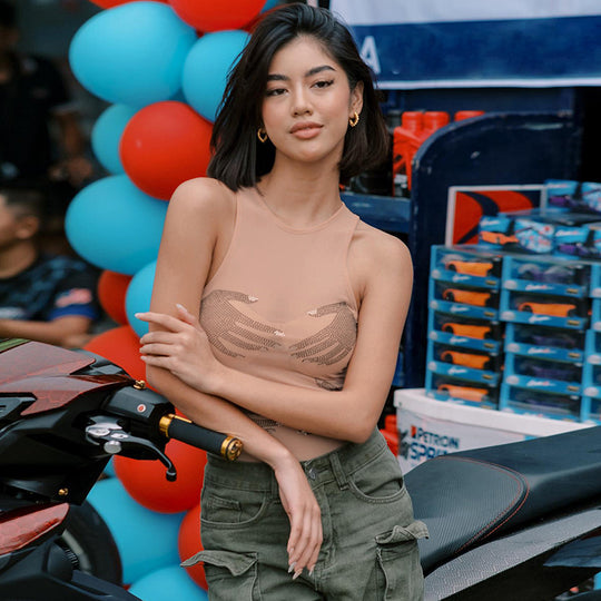 Damen Sportliches Funktionsoberteil mit auffälligem Hand-Design R&B