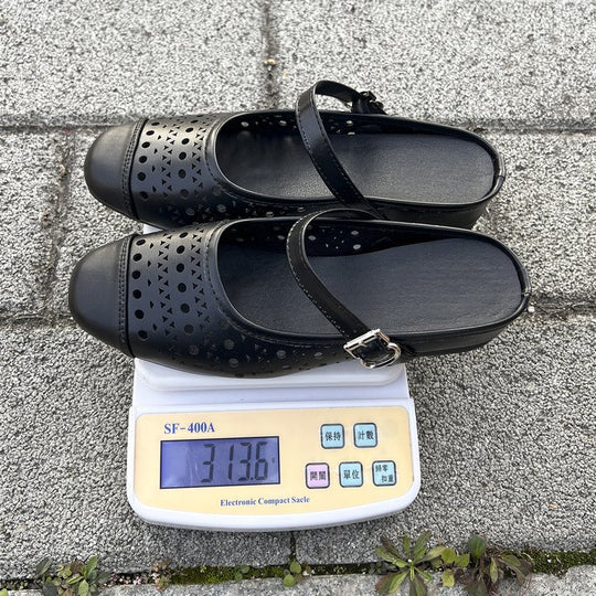 Damen Komfortable Slip-On Sandaletten mit perforierten Designs und verstellbarem Riemen R&B