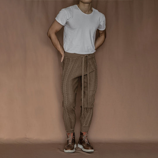 Herren Strickhose mit dezentem Zopfmuster und praktischem Bindegürtel R&B