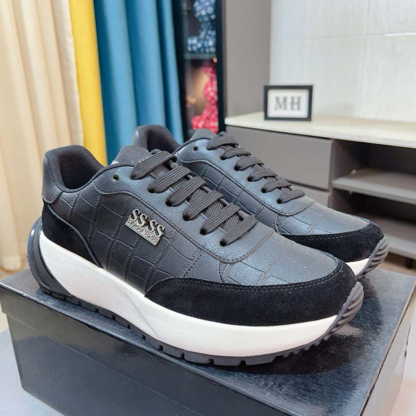 Damen Sportliche Sneakers mit strukturiertem Obermaterial und dämpfender Sohle R&B