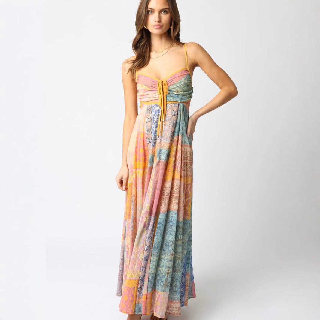Damen Maxikleid mit floralem Patchwork-Design und verstellbaren Spaghettiträgern Heidi-Mode