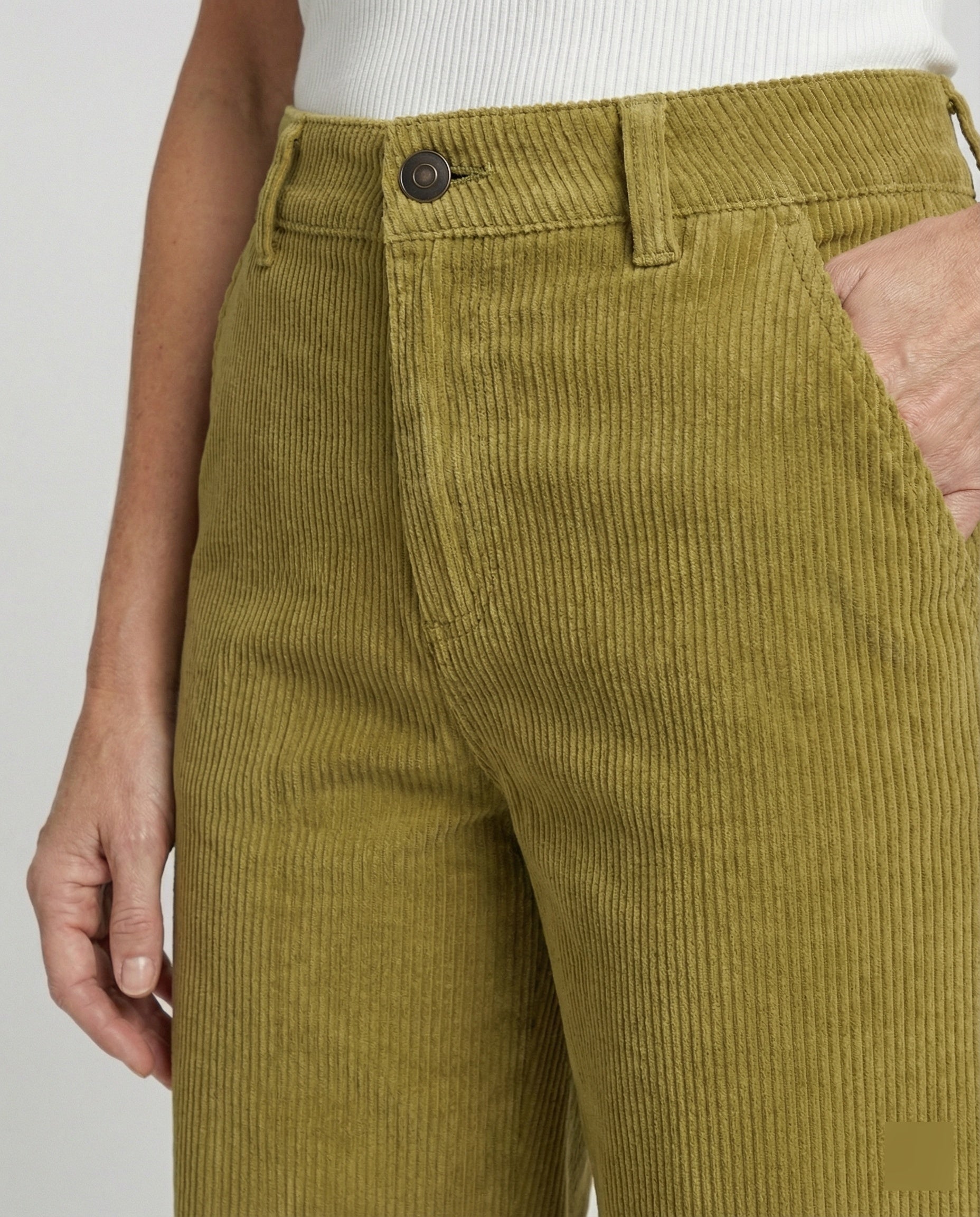 Damen Cordhose High Waist gerades Bein