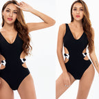 Damen Einteiler Badeanzug mit modernem Cut-Out-Design und geometrischen Details R&B