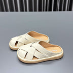 Damen trendige Clogs mit kreuzverzierten Riemen und weichem Innenfutter R&B