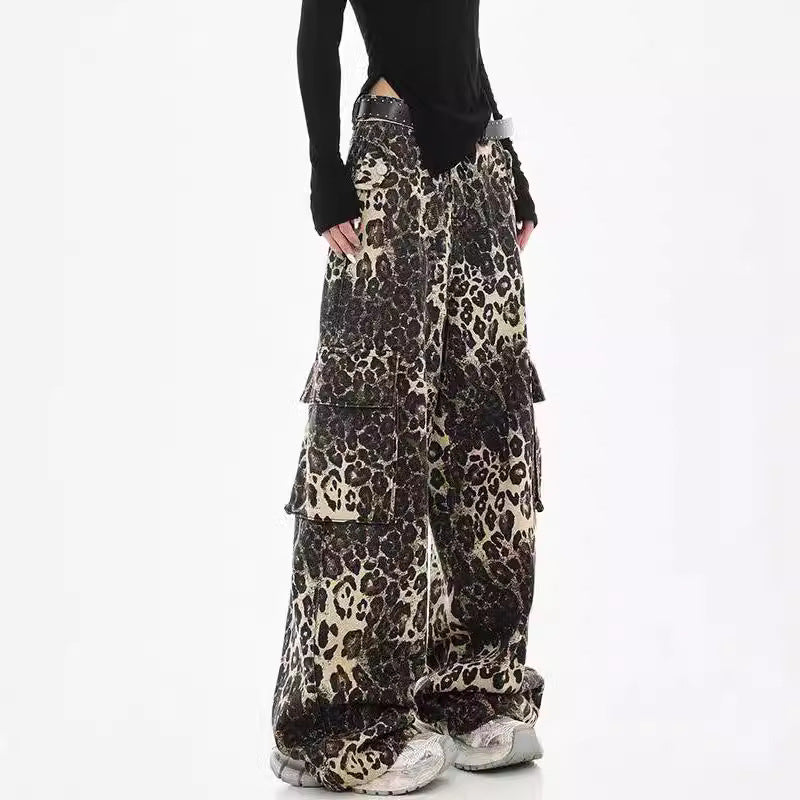Damen Weite Cargohose im modischen Leopardenmuster mit praktischen Taschen und hohem Bund R&B