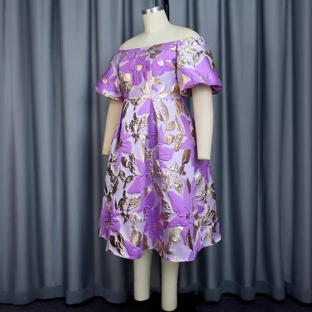 Damen Off-Shoulder Kleid mit floralen Präge-Details R&B