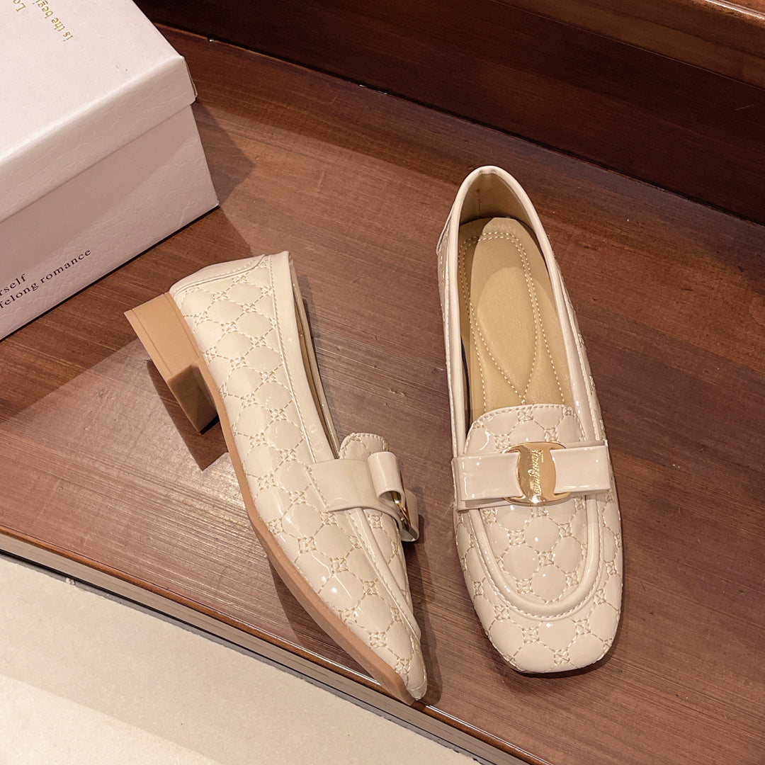 Damen Elegante Mokassins mit edlem Metallic-Beschlag R&B