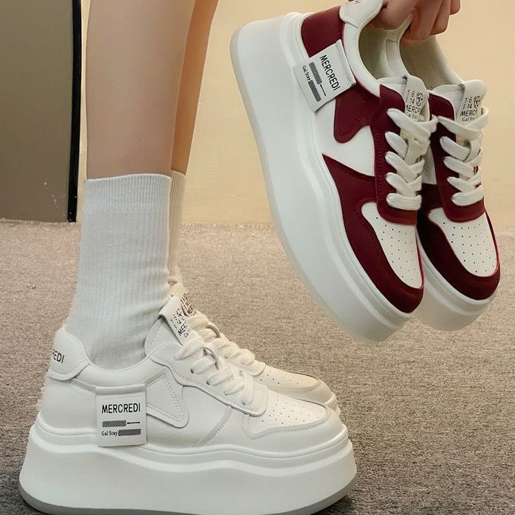 Damen Sneaker mit hohem Plateau und atmungsaktivem Obermaterial