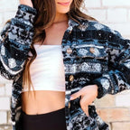 Damen Langärmlige Fleecejacke mit trendy Muster und Knopfleiste R&B