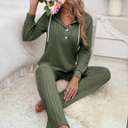 Damen Gemütlicher Strickanzug mit Kapuze und Knopfleiste R&B