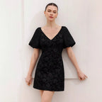 Damen Minikleid mit Puffärmeln und floralem 3D-Design R&B